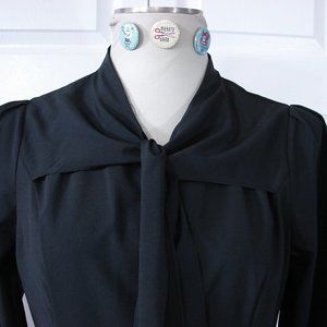 Black 2XL Button Front Shoulder Overlay Tie Business Everyday Classic L/S Blouse